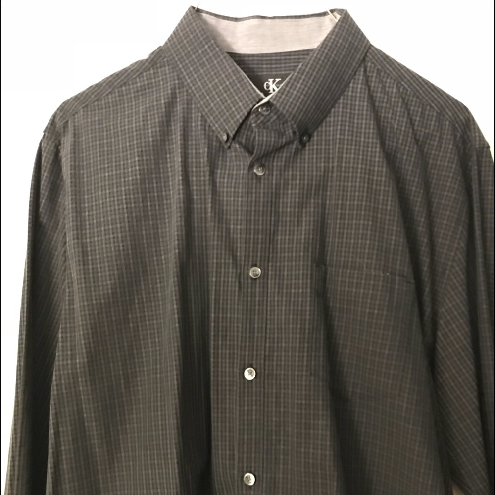 Calvin Klein Mens Long Sleeve Button Down shirt